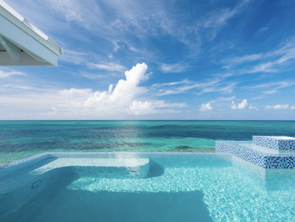 Luxury Three Level Beachfront Vacation Villa Turks & Caicos