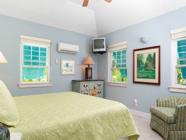 Grace Bay Beachfront Villa Rental - Turks and Caicos Luxury Vacation Home
