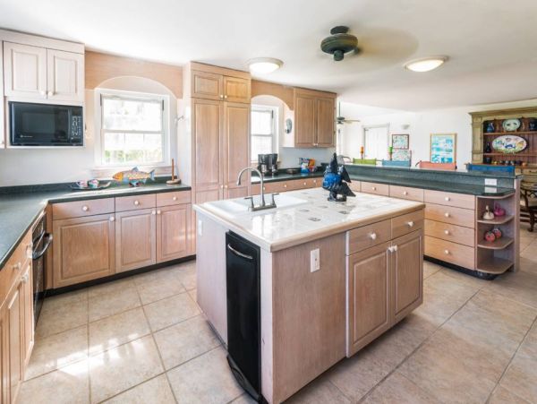 Grace Bay Beachfront Villa Rental - Turks and Caicos Luxury Vacation Home