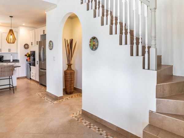 Turk And Caicos Three Bedrooms Waterfront Villa With Pool