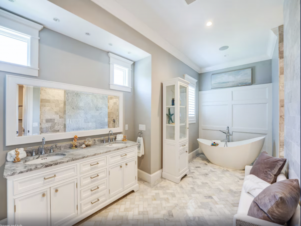 Longboat Key Vacation Home Six Bedroom Walk to Beach