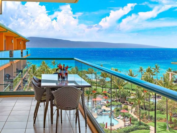 Ocean View 2 Bedroom Condo with Balcony