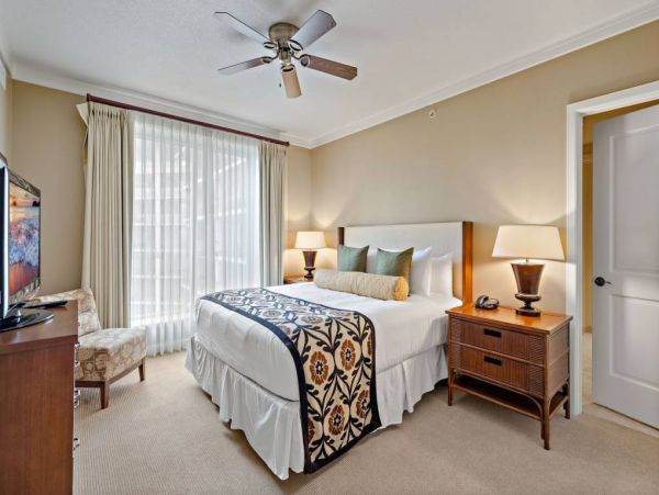 Ocean View 2 Bedroom Condo with Balcony