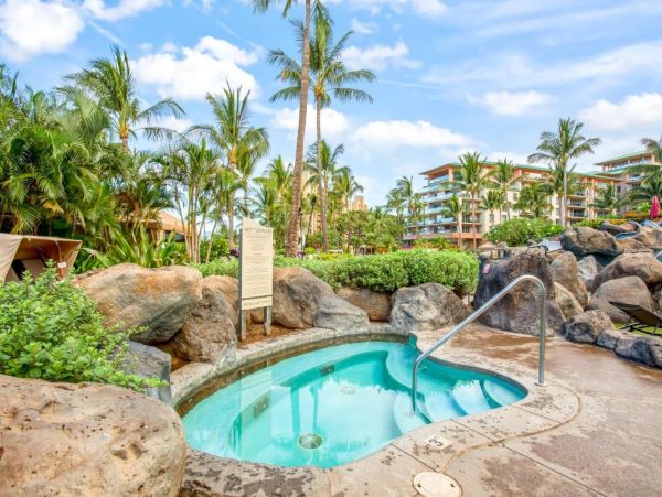 Ocean View 2 Bedroom Condo with Balcony