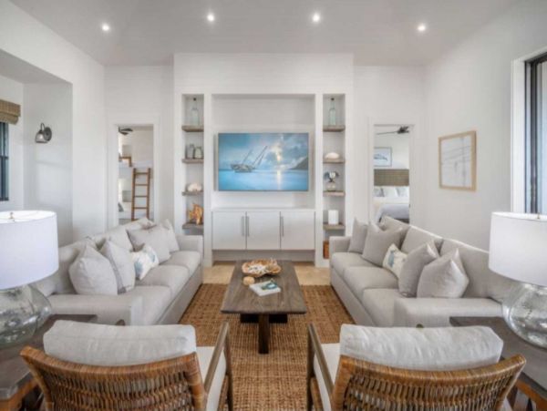 Luxury Vacation Villa plus Guest House with Private Pool