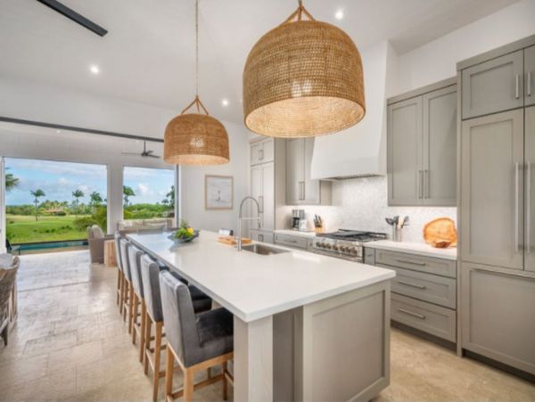 Luxury Vacation Villa plus Guest House with Private Pool