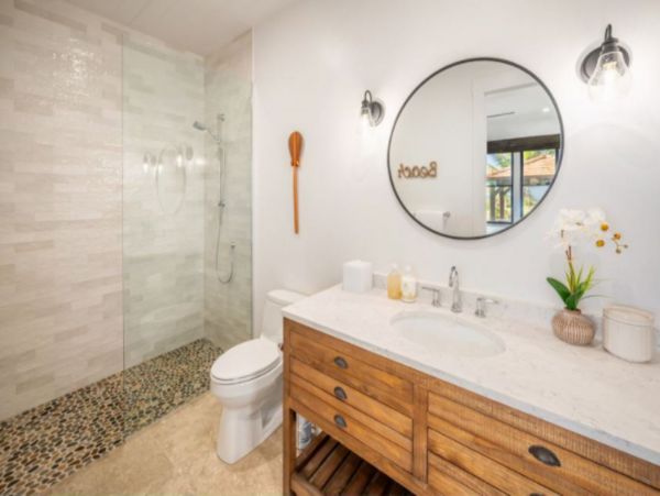 Luxury Vacation Villa plus Guest House with Private Pool