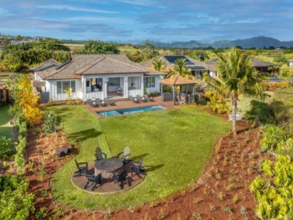 Luxury Vacation Villa plus Guest House with Private Pool