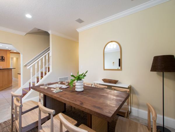 Four Bedroom Vacation Home with Private Pool Sleeps 10
