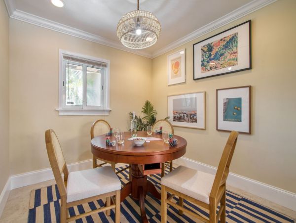 Four Bedroom Vacation Home with Private Pool Sleeps 10