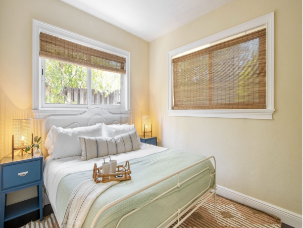 Four Bedroom Vacation Home with Private Pool Sleeps 10
