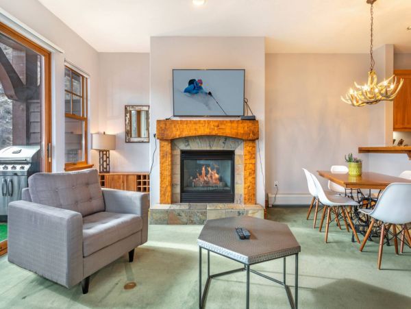 Avon Vacation Rental with Mountain Views, Community Pool & Spa