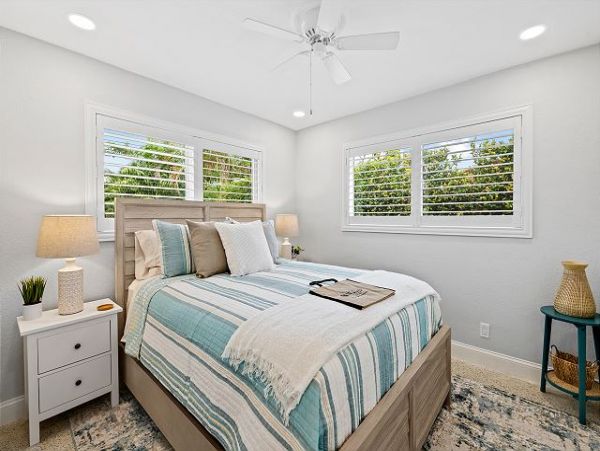 Three Bedroom Charming Vacation Home Sleeps 6