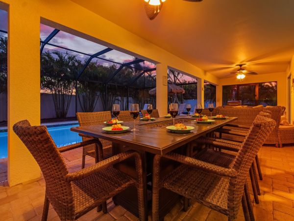 Luxury Five Bedroom Vacation Pool Home Sleeps 12