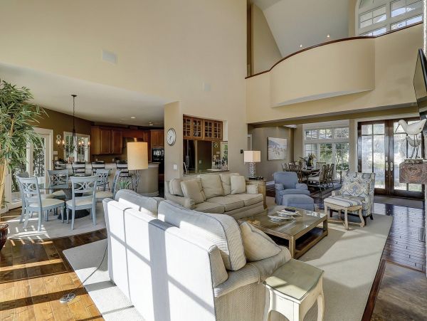 Five Bedroom Vacation Home in Hilton Head Steps from Beach