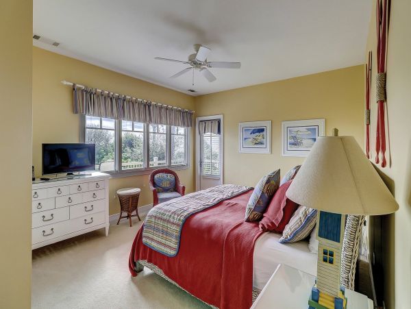Five Bedroom Vacation Home in Hilton Head Steps from Beach