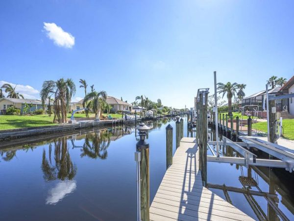 Cape Coral Vacation Pool Home Four Bedroom