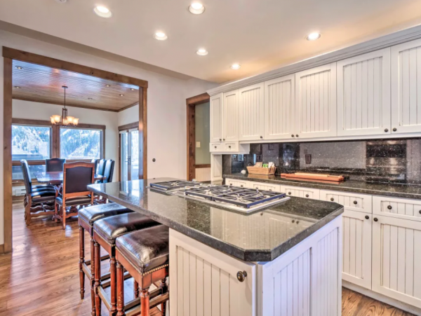 Spectacular Mountain Views Luxury Home in Avon Sleeps 16 Guests