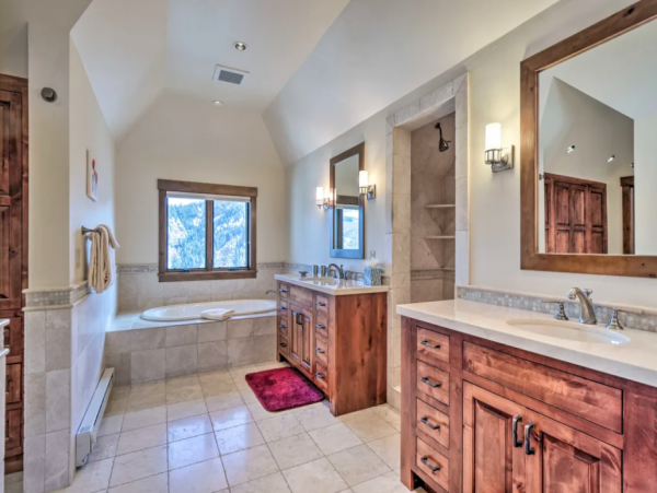 Spectacular Mountain Views Luxury Home in Avon Sleeps 16 Guests