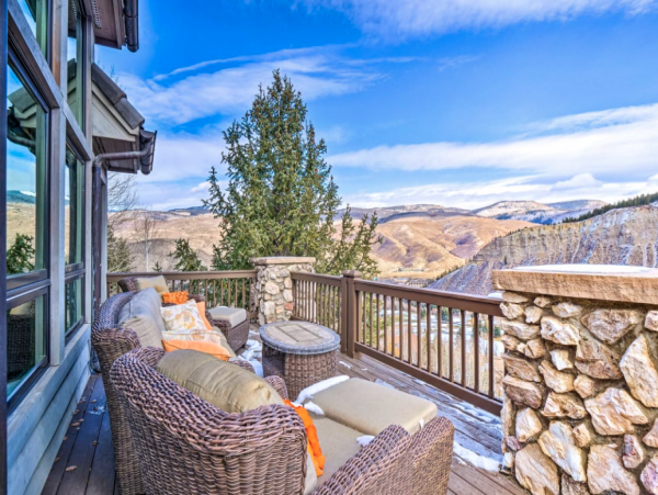 Spectacular Mountain Views Luxury Home in Avon Sleeps 16 Guests