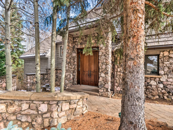 Spectacular Mountain Views Luxury Home in Avon Sleeps 16 Guests