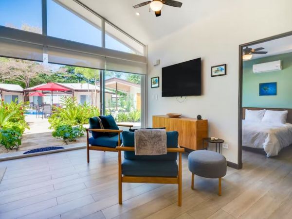 Three Bedroom Vacation Condo with Pool in Guanacaste Sleeps 7