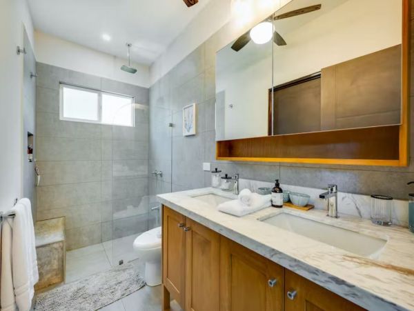 Three Bedroom Vacation Condo with Pool in Guanacaste Sleeps 7