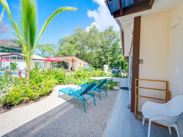 Three Bedroom Vacation Condo with Pool in Guanacaste Sleeps 7