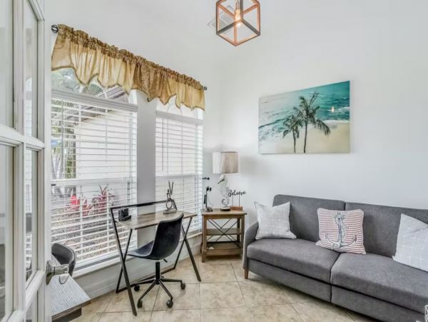 Gorgeous Vacation Home in Cape Coral with Pool & SPA