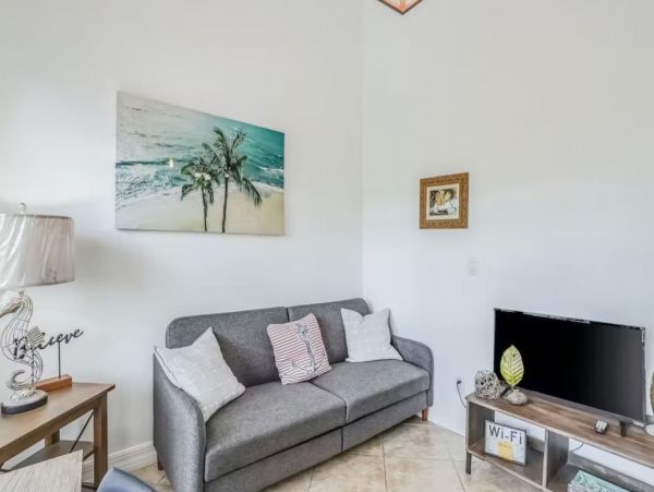 Gorgeous Vacation Home in Cape Coral with Pool & SPA