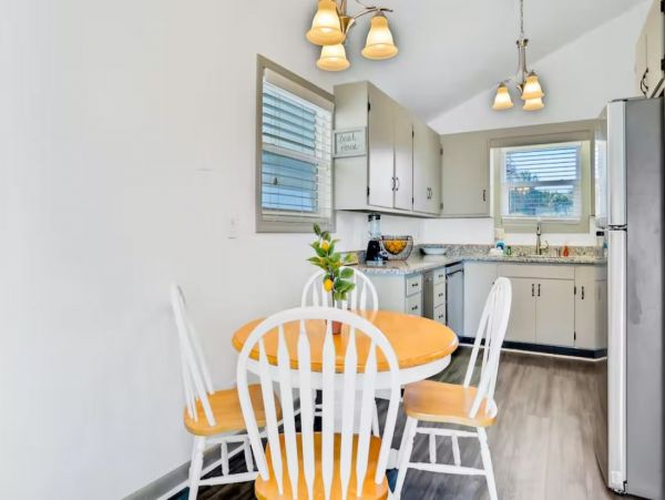 Four Bedroom Vacation Home in St. Augustine Short Walk to Beach