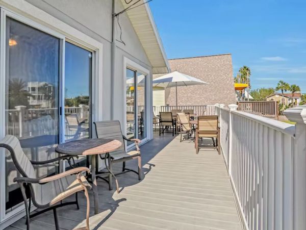 Four Bedroom Vacation Home in St. Augustine Short Walk to Beach