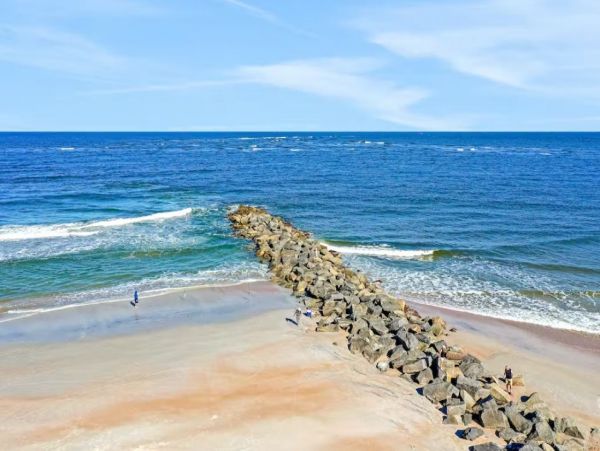 Four Bedroom Vacation Home in St. Augustine Short Walk to Beach