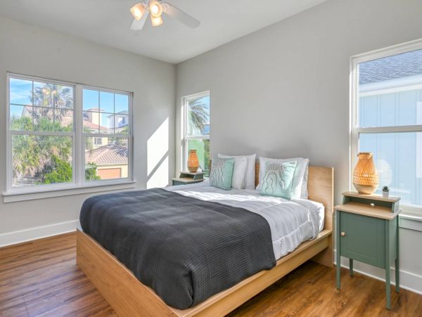 St. Augustine Vacation Home Four Bedroom Walk to Beach