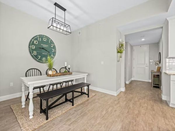 Gorgeous Beach Vacation Condo with Amazing Views Sleeps Six