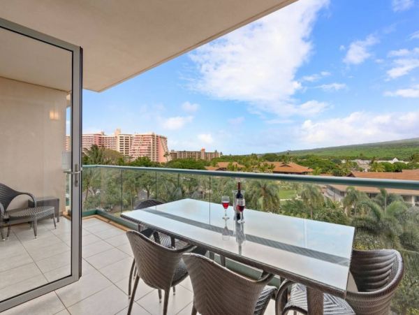 Lovely Condo with One Bedroom Sleeps 4