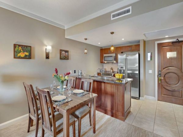 Lovely Condo with One Bedroom Sleeps 4