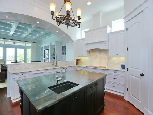 Holmes Beach Vacation Home Canal Front 4 Bedrooms Pool & Spa