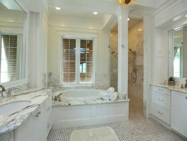 Holmes Beach Vacation Home Canal Front 4 Bedrooms Pool & Spa