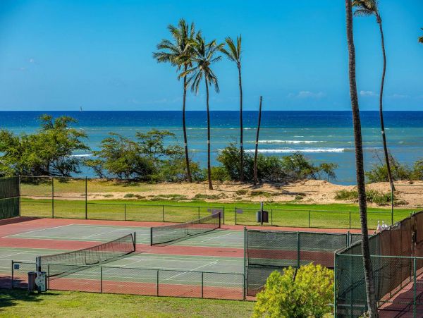 Corner Unit with 2 Bedrooms & Ocean Views