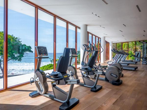 Oceanview Condo with Incredible Resort Amenities & On-Site Beach