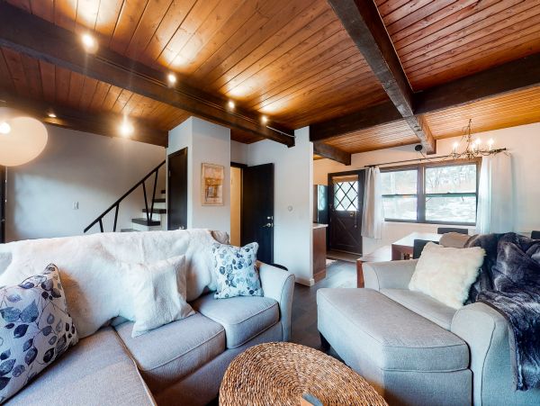 Vail Vacation Condo Three Bedroom Mountain Views