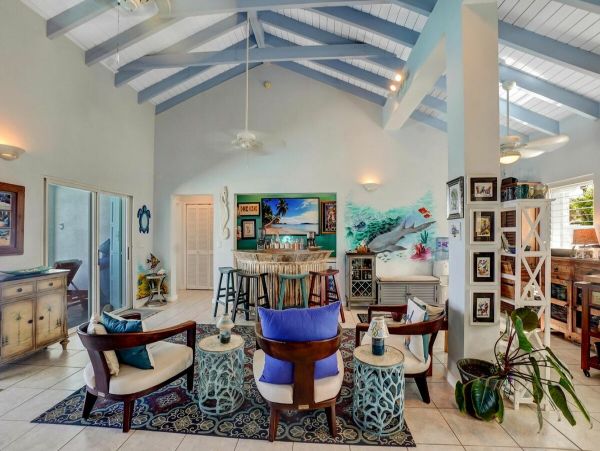 Oceanfront Charming Vacation Villa in St. Croix with Private Pool