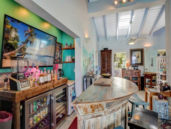 Oceanfront Charming Vacation Villa in St. Croix with Private Pool