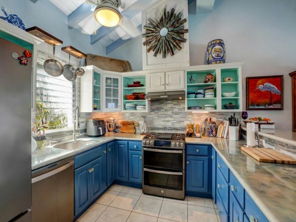 Oceanfront Charming Vacation Villa in St. Croix with Private Pool