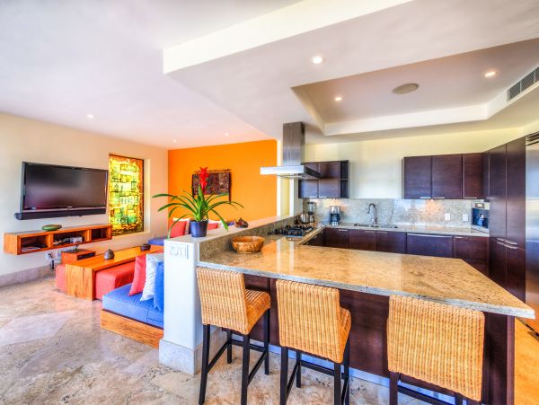 Stunning 3 Bedroom Vacation Rental with Pool & Spa