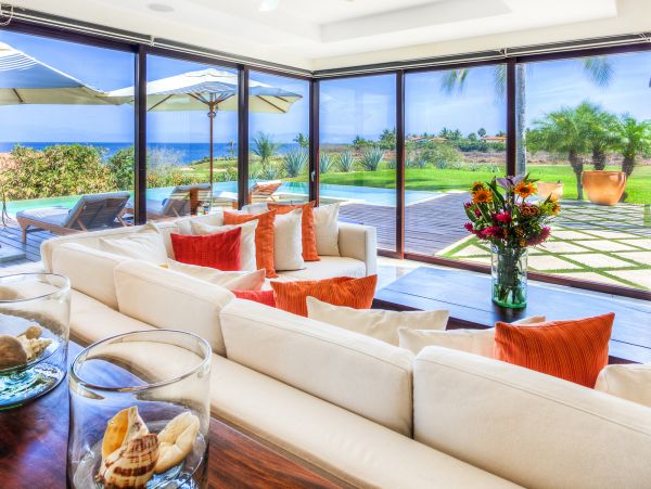 Stunning 3 Bedroom Vacation Rental with Pool & Spa