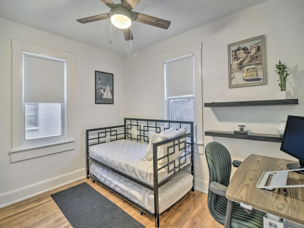 St.Petersburg 2Bd/1Bath Condo Near the Area's Best Attractions!