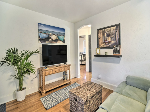 St.Petersburg 2Bd/1Bath Condo Near the Area's Best Attractions!