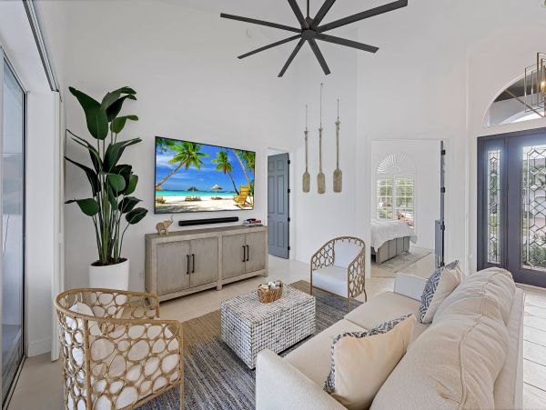Marco Island Vacation Rentals Luxury Waterfront Home with Pool & Dock